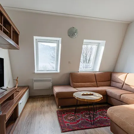 Cozy - Happy * Bovec