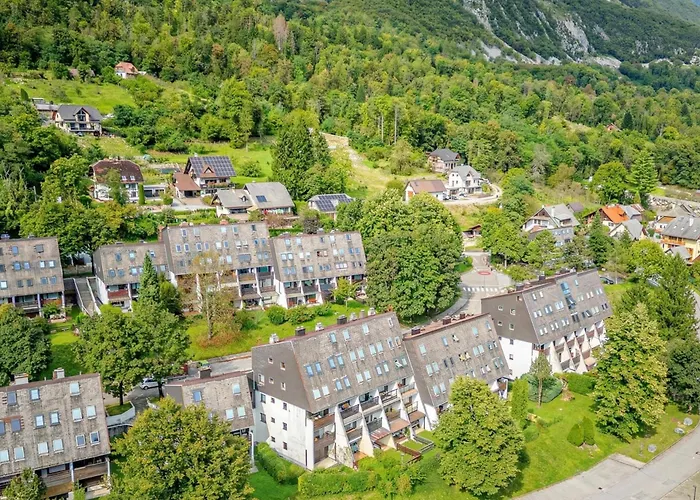 Cozy - Happy * Bovec